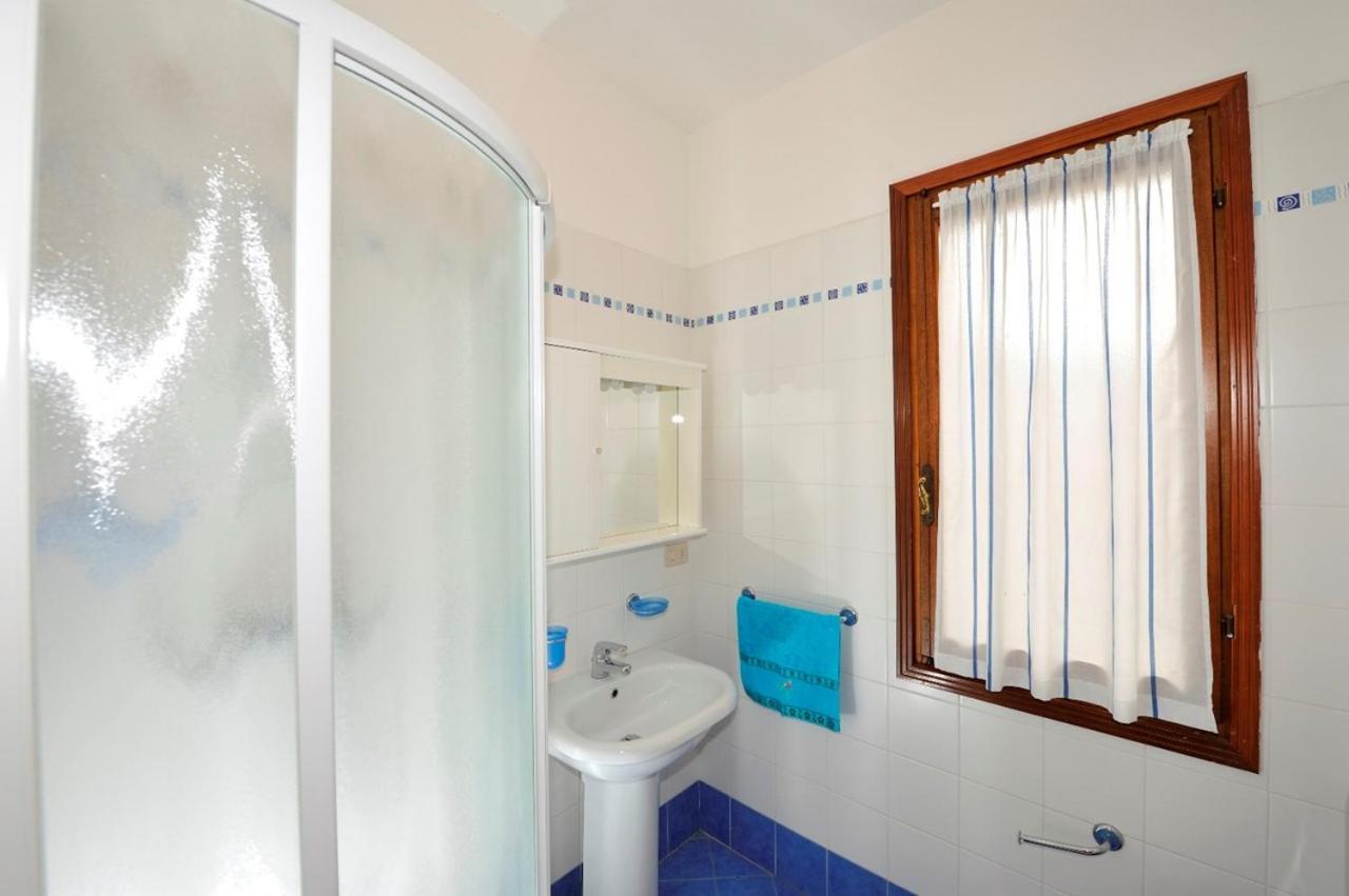 Amazing Villa With Private Garden In Bibione Exterior foto