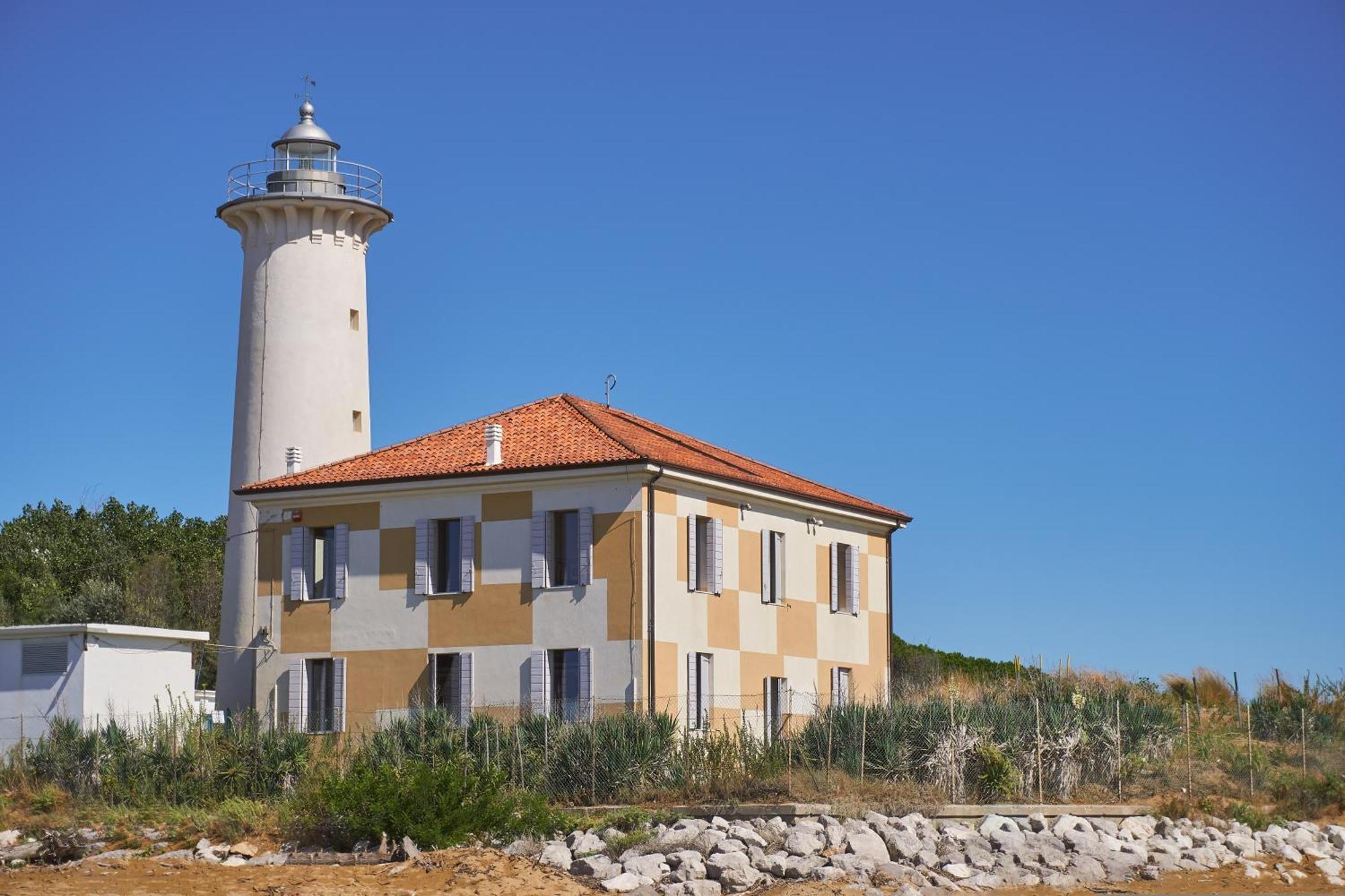 Amazing Villa With Private Garden In Bibione Exterior foto